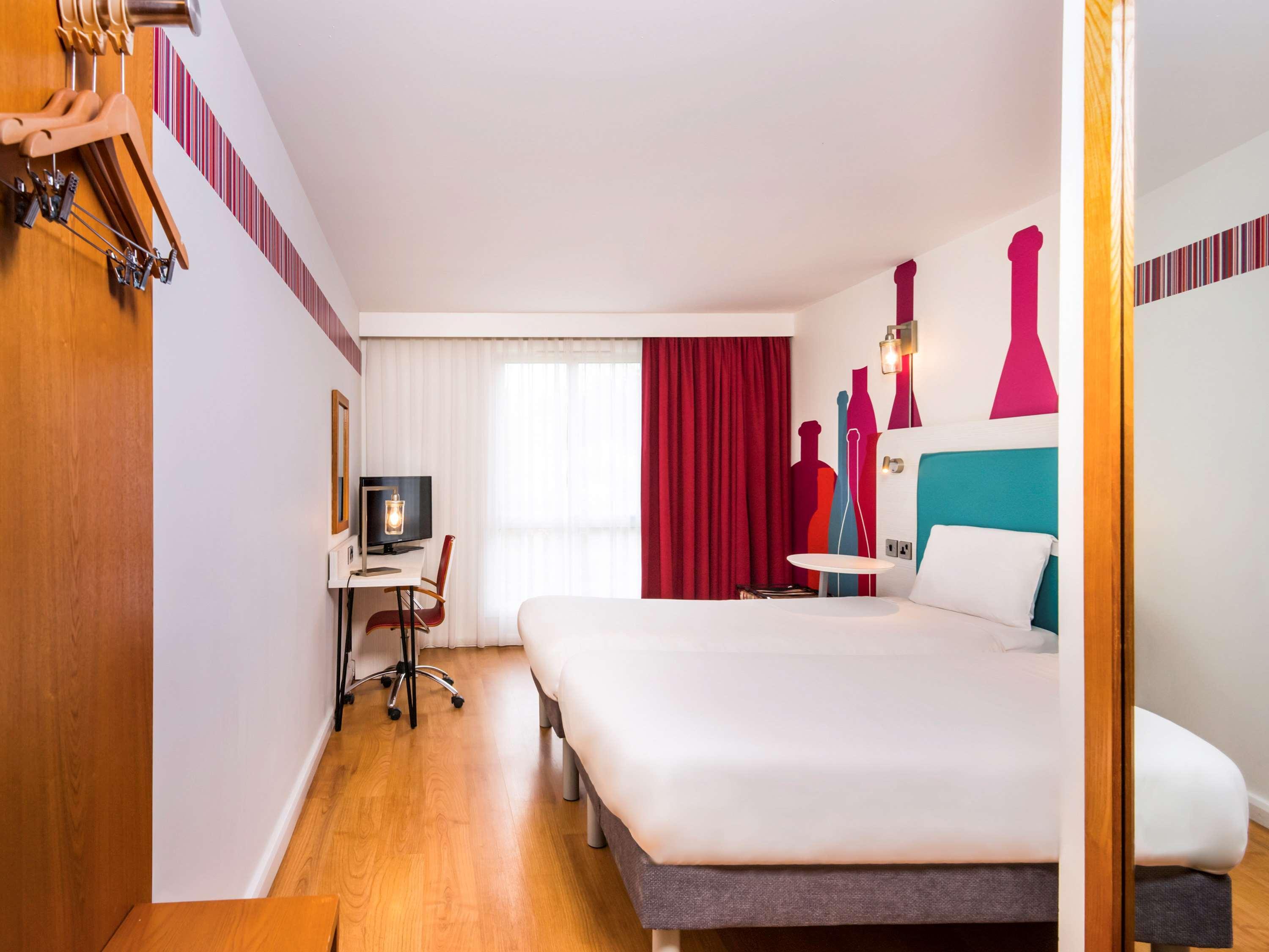Ibis Styles Barnsley Hotel Exterior foto